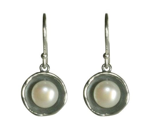 Small Dishy Earrings with Pearls Hook