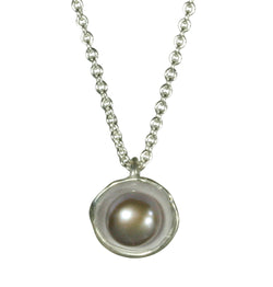 Small Dishy Pendant with Pearl